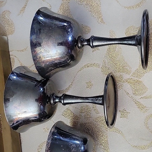 4 Vintage Patina Silver-plated EL de Uberti Italy Champagne Dessert Goblets - Picture 5 of 5